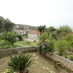 With A Parking Space Splitska, Brac - 15197 Splitska