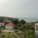 With A Parking Space Splitska, Brac - 15197 *