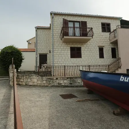 With A Parking Space Splitska, Brac - 15197 *